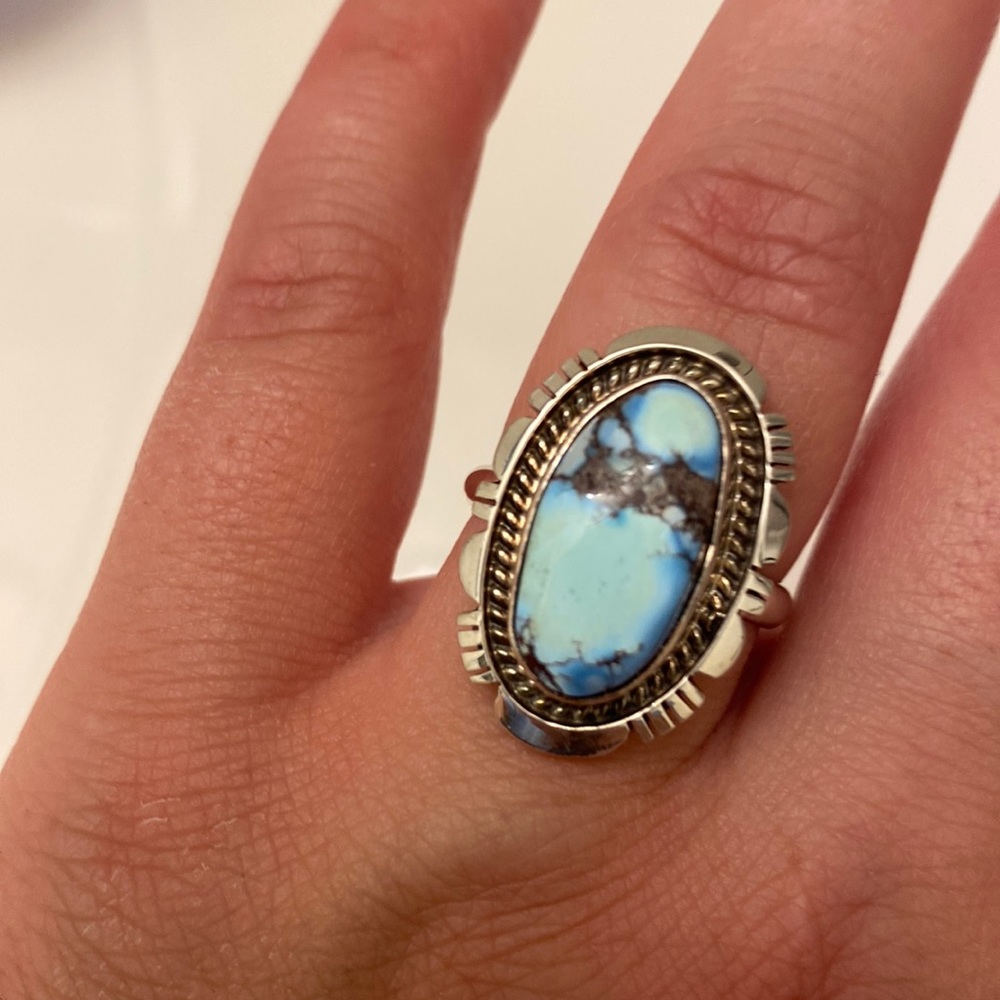Golden hills ring